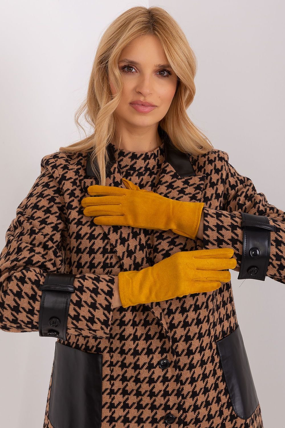 Gloves model 190826